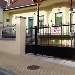 Kedvencapartman Apartament *
